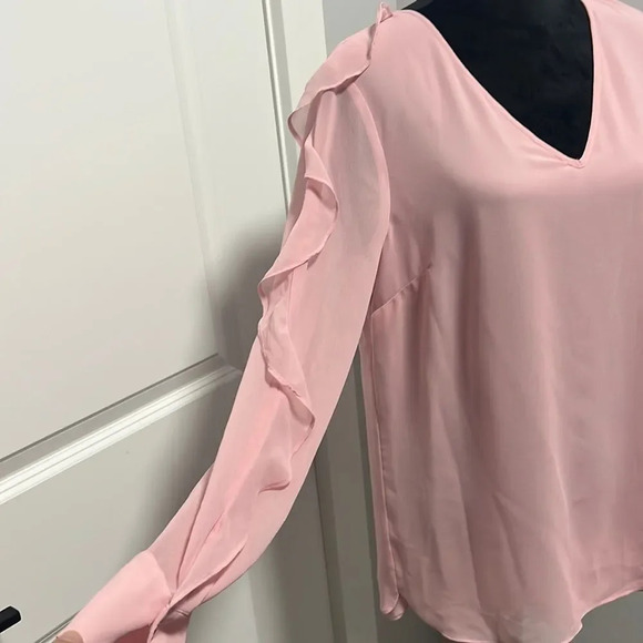 IMNYC PINK RUFFLED LONG SLEEVES TOP BLOUSE SIZE M - Picture 4 of 7